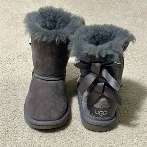 Bailey Bow Uggs